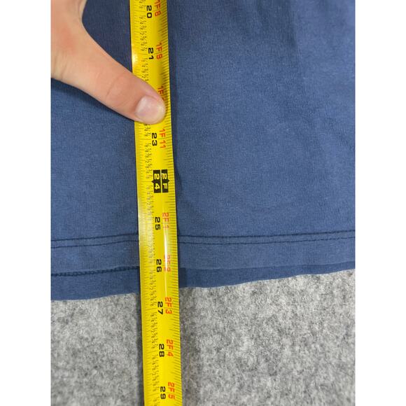 Vintage Y2K Nike T-Shirt Mens M Blue V-Neck Center Swoosh Retro Sportswear USA - Picture 6 of 7